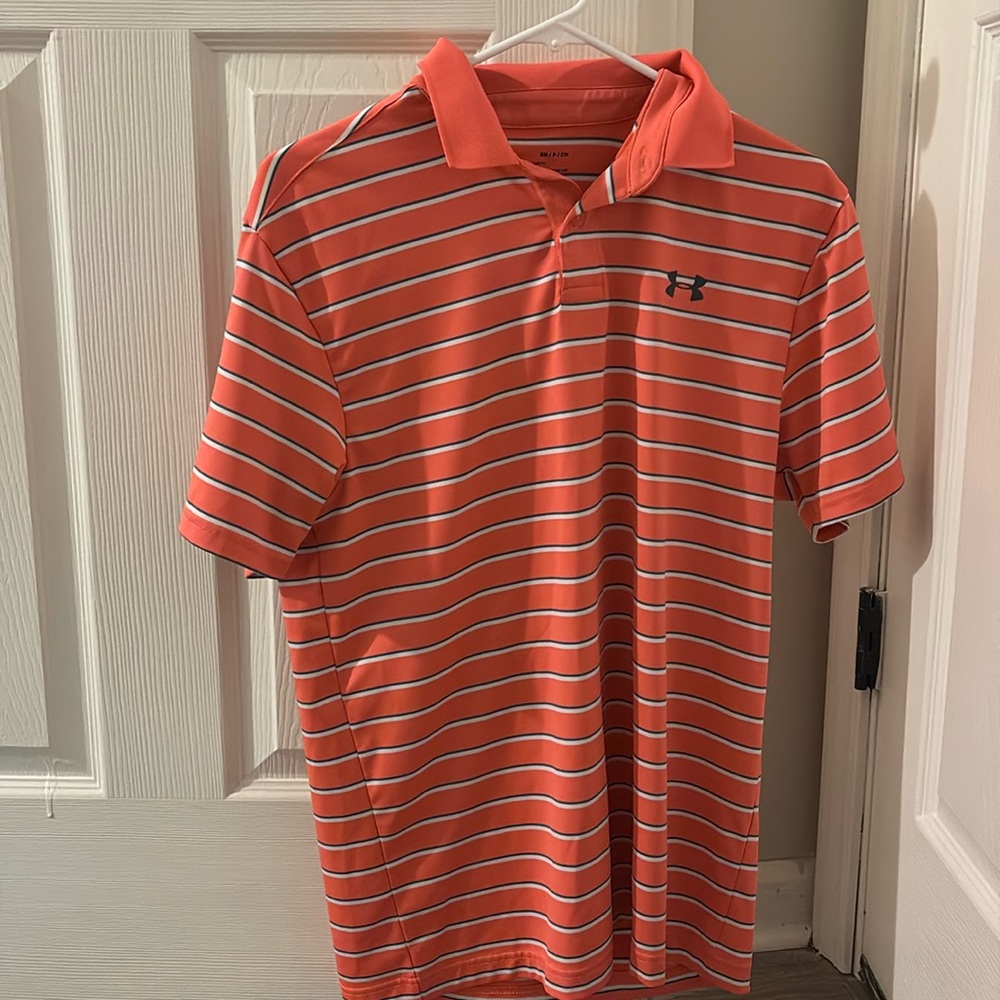 2 size small under armour polo shirts.
